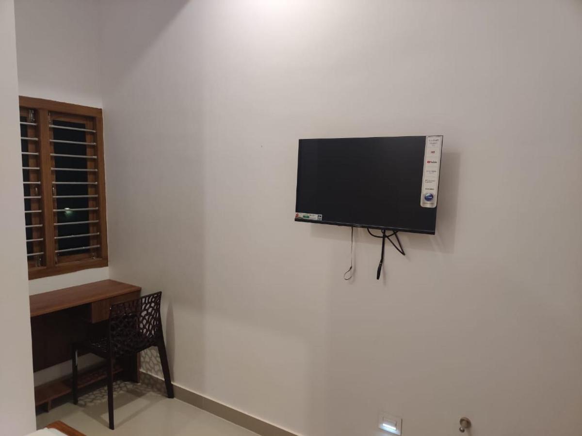 Hotel Sri Balaji Lodging Tiruchchendūr Esterno foto