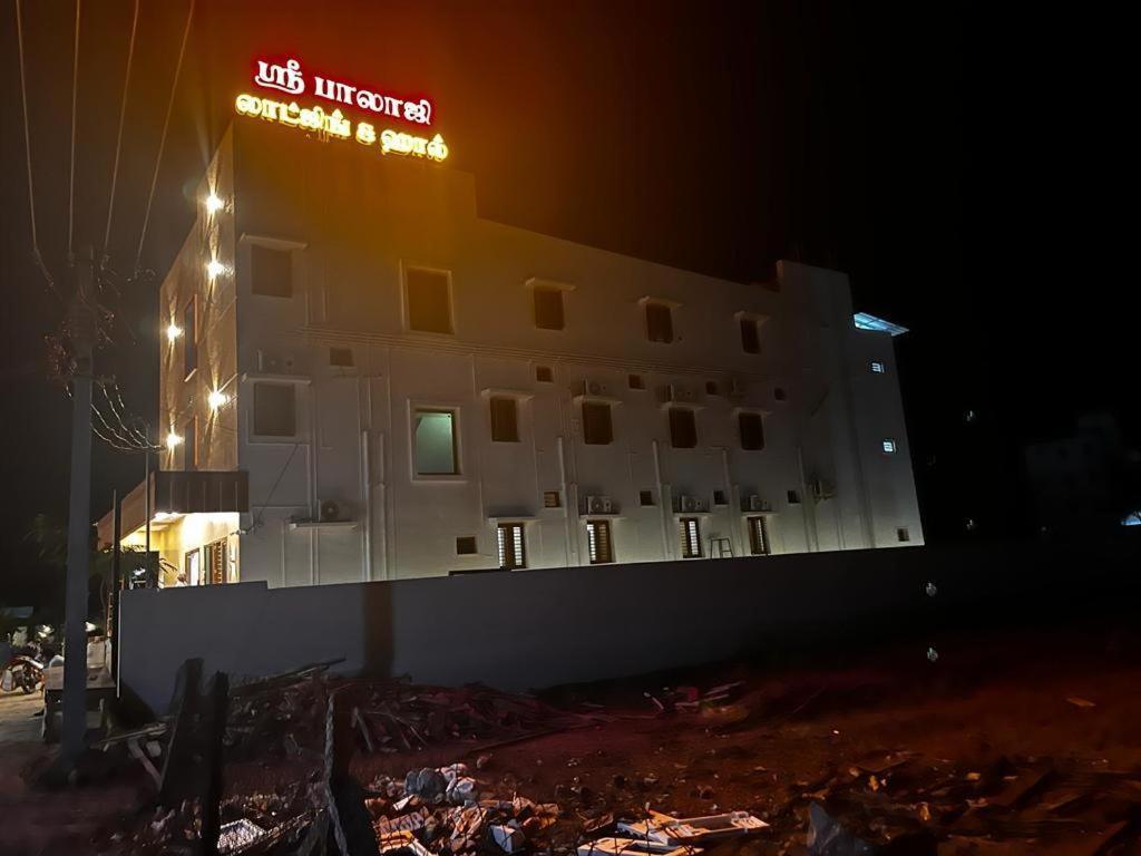 Hotel Sri Balaji Lodging Tiruchchendūr Esterno foto