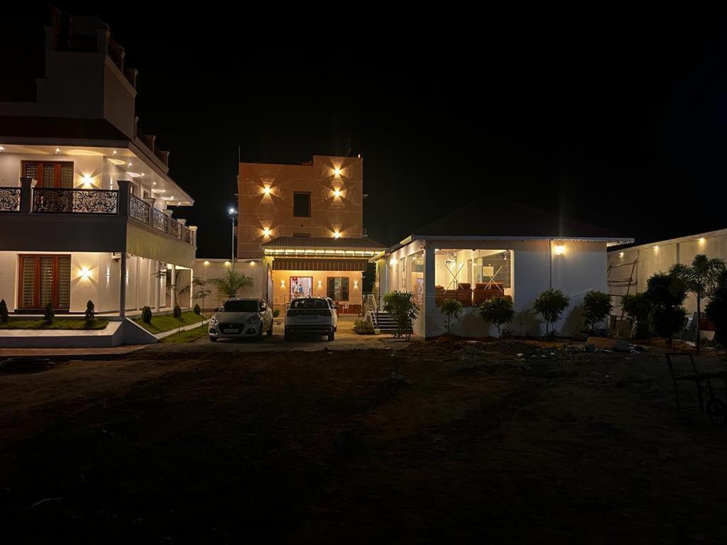 Hotel Sri Balaji Lodging Tiruchchendūr Esterno foto