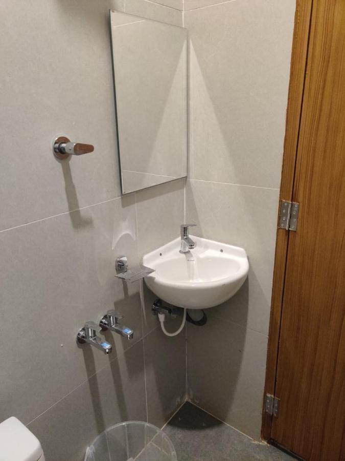 Hotel Sri Balaji Lodging Tiruchchendūr Esterno foto