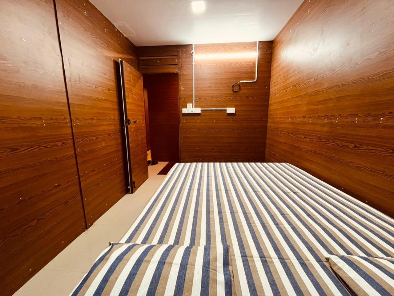 Hotel Sri Balaji Lodging Tiruchchendūr Esterno foto